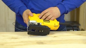 Сетевые лобзики Dewalt. Какой выбрать? В чем разница?