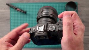 Обзор фотоаппарата Canon EOS RP, беззеркалка для стрит фото и видео влогов