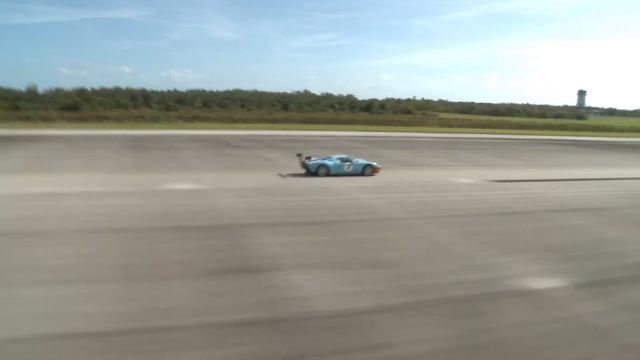 2005 Ford GT (Standing Mile Review) смотреть онлайн