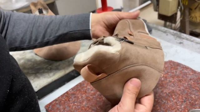 Процесс производства обуви из натуральной замши ручная работа | ED'ART