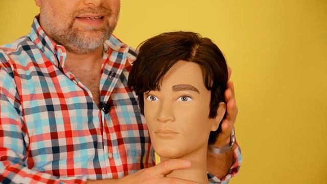 Louis Partridge Haircut Tutorial - TheSalonGuy смотреть онлайн