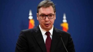 Президент Сербии Вучич отправил главу генштаба Мойсиловича на границу с Косово