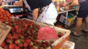 Одесса - идем на рынок "ПРИВОЗ". Цены шокируют.