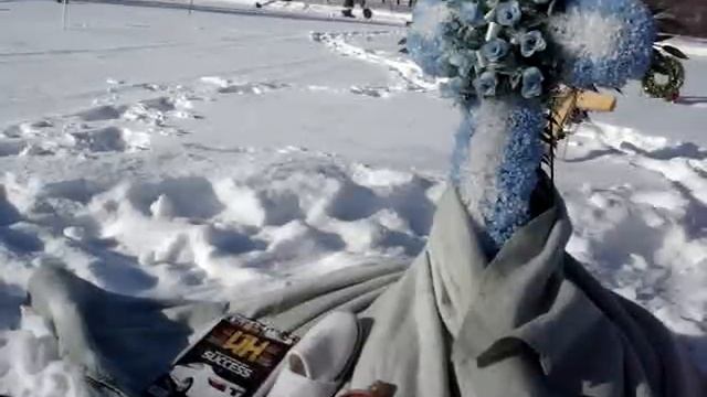 Gone But Not Forgotten. Mr Chi-City Kicks it with a Friend смотреть онлайн