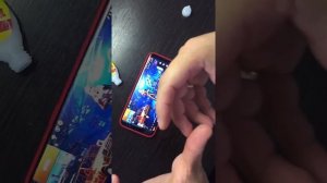 ЧТО ДЕЛАТЬ ЕСЛИ ПАЛЬЦЫ НЕ СКОЛЬЗЯТ ПО ЭКРАНУ? Пальцы прилипают, потеют пальцы.