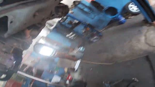 Замена сцепления - Hyundai Getz смотреть онлайн