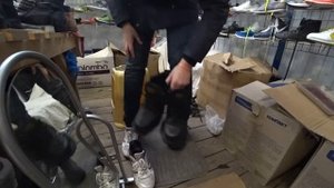 СЕКОНД ХЕНД vs МАГАЗИН / ГДЕ ЛУЧШЕ ПОКУПАТЬ  ЗИМНЮЮ ОБУВЬ?