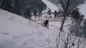 ЛЕЗУ НА ГОРУ И ПЛАЧУ. ОДНА В ЛЕСУ В МОРОЗ. НЕПОХОДНИЦА.