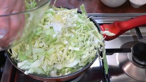 Готовлю третий день! Котлеты на овощной подушке, сочные и ароматные
