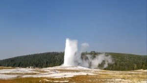 Самый большой гейзер The biggest geyser