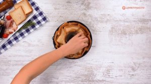 Пирог из хлеба! Идеален для тех, кто не любит возиться с тестом