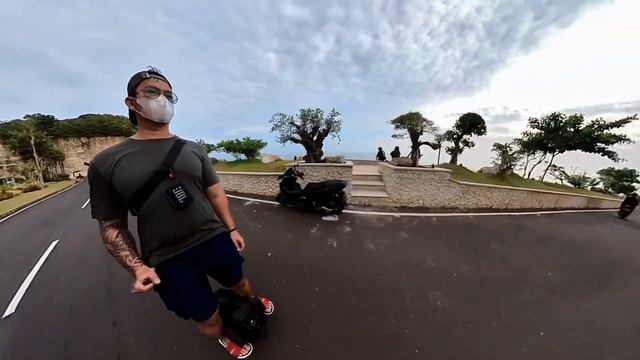 Solo Riding to Melasti Beach Bali - EUC, Kingsong 16x, Electric Unicycle смотреть онлайн