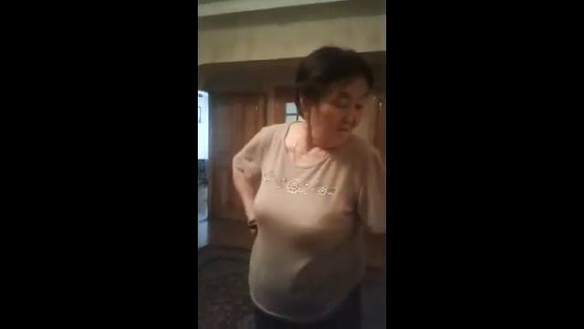 Соседка не дает покоя!!! смотреть онлайн