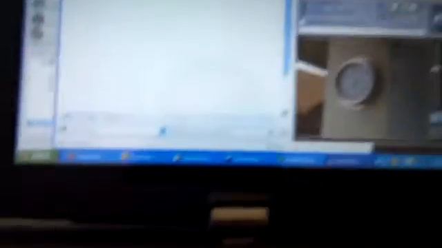 Live Photo Blogging with Touchscreen Netbook смотреть онлайн