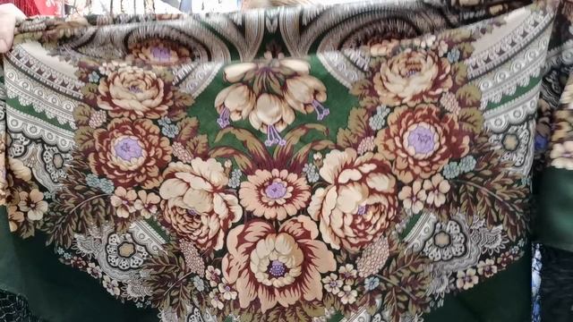 Пополнение изделий ППМ. Часть 2. Павловопосадские платки в Минске. Алёна