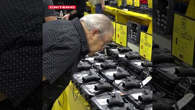 Corte Suprema de Estados Unidos reafirma derecho a portar armas en espacio público - Diario Criteri смотреть онлайн