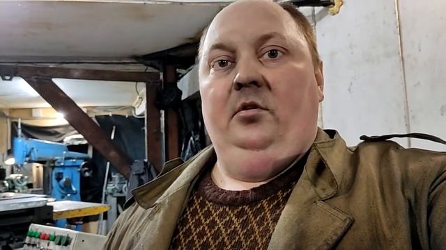 Немного о фрезерных станках. Их видах и моделях. смотреть онлайн