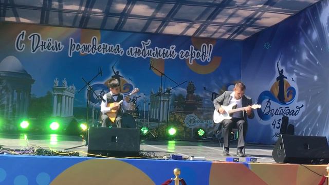 Рок на балалайке!