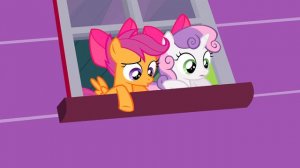 MLP S04E17: Somepony to Watch Over Me