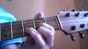 Легкий разбор песни Бутылка кефира пол батона!!