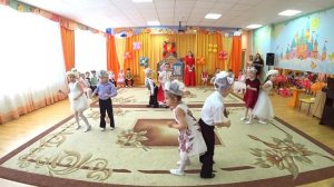 "Танец Козы с козлятами"