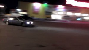 Как Мишаня учится боком давать..