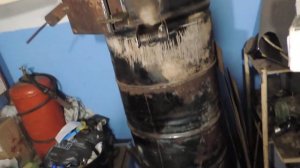 Буржуйка,котел длительного горения из 200л бочки.Обзор.Загрузка 2м.на 2 суток.2 режима