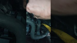 VW  VOLKSWAGEN VAG AUDI SKODA 1.9 TDI THERMOSTAT REMOVAL AND REPLACEMENT