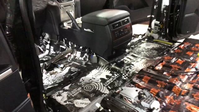 Toyota Land Cruiser 200 виброшумоизоляция крыши (потолка) и пола (днища) шви материалами Комфортмат