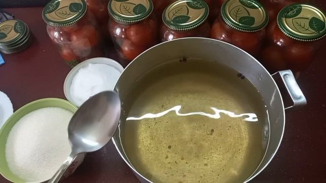 Мариновані помідори на зиму.Рецепт перевірений. Смачно і просто.