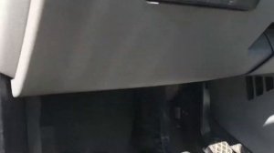 VW TRANSPORTER T5 2005 OBD2 Port Location