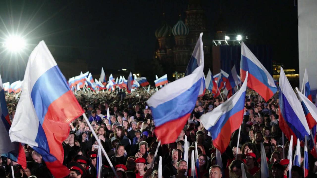 Жители новых субъектов РФ подтвердили свое желание жить и строить будущее в великой стране