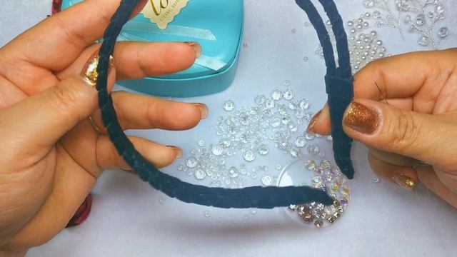 Как сделать Двойной обруч расшитый кристаллами, своими руками | Mrs. ARTSY CRAFTSY смотреть онлайн