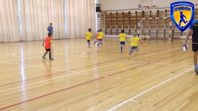 ШКОЛА ФУТБОЛА смотреть онлайн