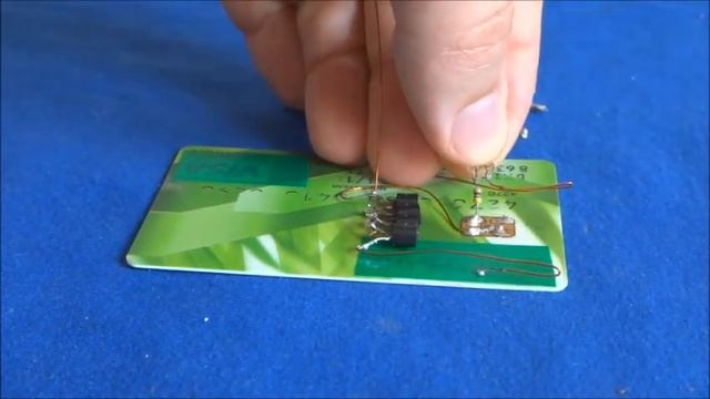 Высокочувствительный детектор скрытой проводки на одной кредитке смотреть онлайн