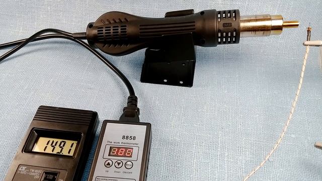 Хороший бюджетный термофен или паяльный фен Yarboly 8858 с термостабилизацией смотреть онлайн