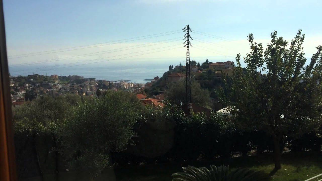 Виллы Италии - Дом недалеко от моря в Санремо