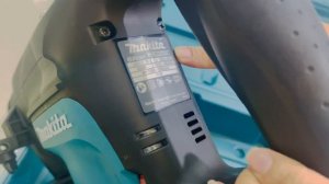 Makita HR3200C Rotary Hammer SDS Plus 32 mm /850W /net weight 4.8Kg/5m.