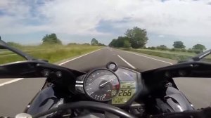 Сумасшедшая езда на мотоцикле 300 КМ/Ч!!!