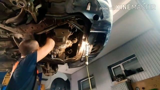 Замена сцепления Мазда 6! Без снятия подрамника!!! Это реально? смотреть онлайн