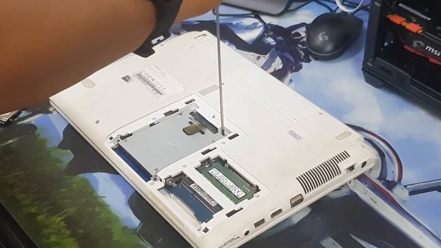 Laptop Upgrade - Samsung 270e смотреть онлайн