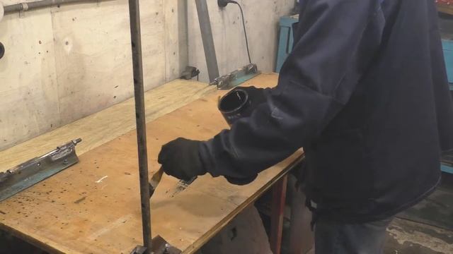 БЛАГОУСТРОЙСТВО ВОЗЛЕ ГАРАЖА ИЗ ХЛАМА | Хлам В Дело! смотреть онлайн