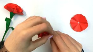 Как сделать ГВОЗДИКУ из бумаги. Поделка на 9 МАЯ