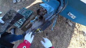 Volvo penta SX, демонтаж угловой колонки.