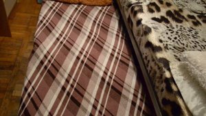 Идеи для дома. Дверь из досок своими руками.