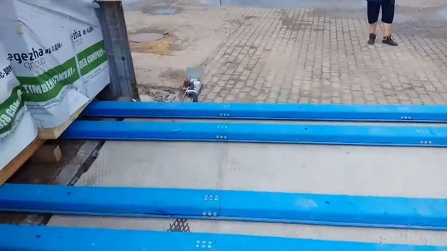 загрузка пиломатериалов в контейнер (извлекаем оборудование) смотреть онлайн