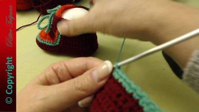 #20. 3-цветные пинетки крючком на скорую руку смотреть онлайн