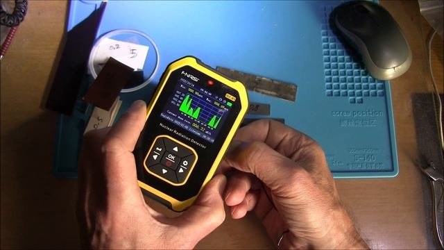 Дозиметр FNIRSI GC-01 на случай подрыва Запорожской атомной электростанции