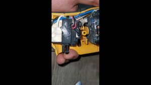 dewalt DCS 355 ремонт кнопки