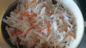 Тушеная квашеная капуста с копчеными ребрышками